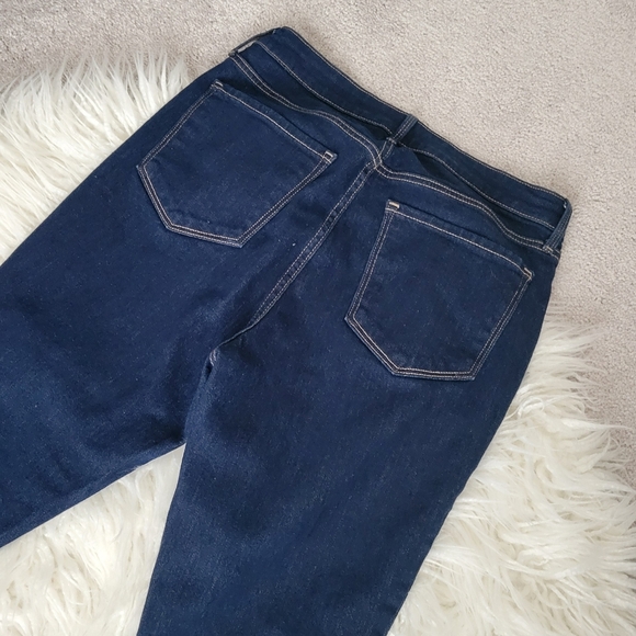 Old Navy Wow Straight Leg Jeans - Picture 6 of 8